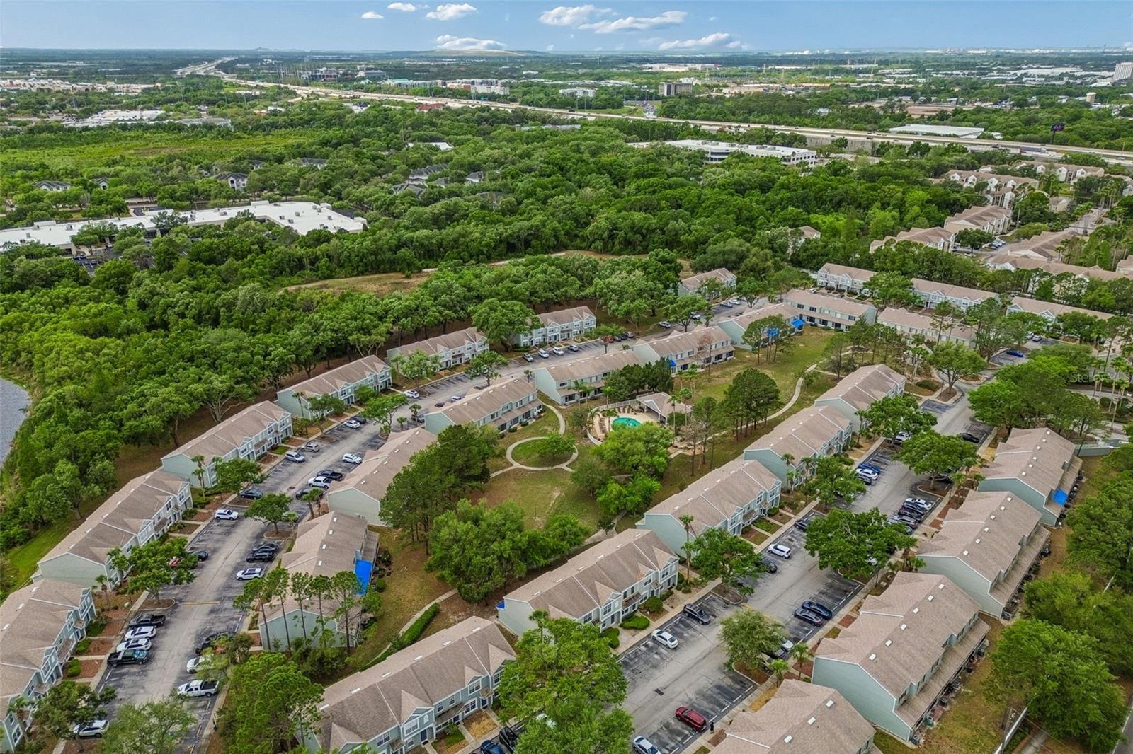 2237 LAKE WOODBERRY CIR, BRANDON, FL, 33510