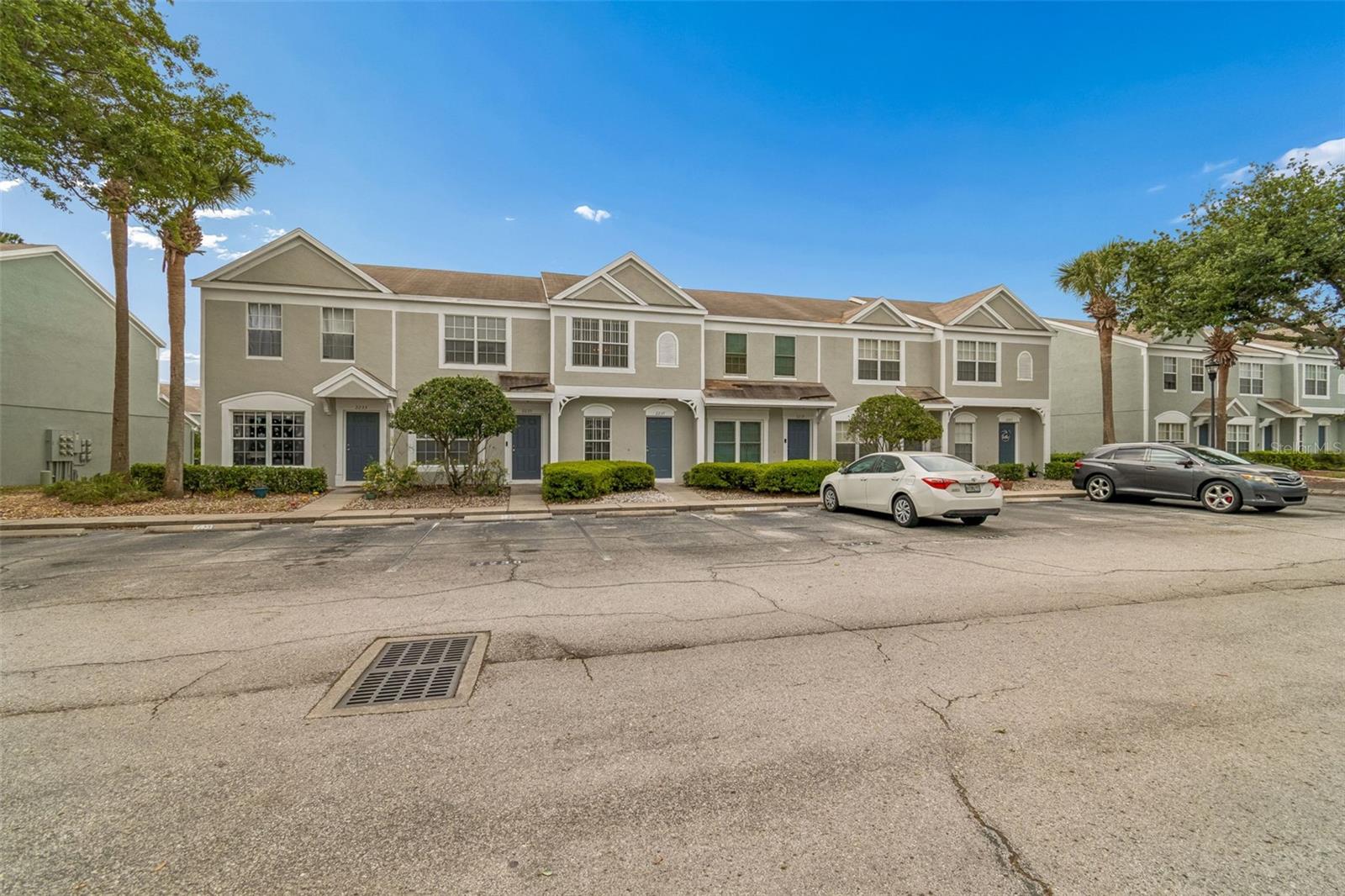 2237 LAKE WOODBERRY CIR, BRANDON, FL, 33510