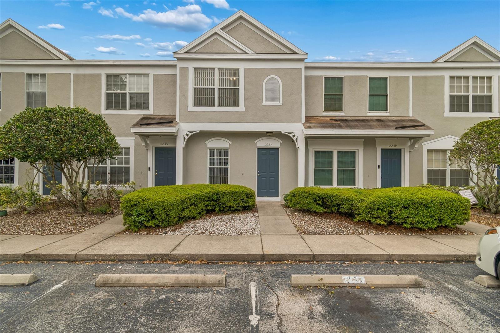 2237 LAKE WOODBERRY CIR, BRANDON, FL, 33510