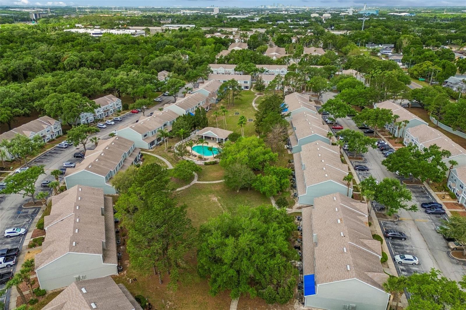 2237 LAKE WOODBERRY CIR, BRANDON, FL, 33510