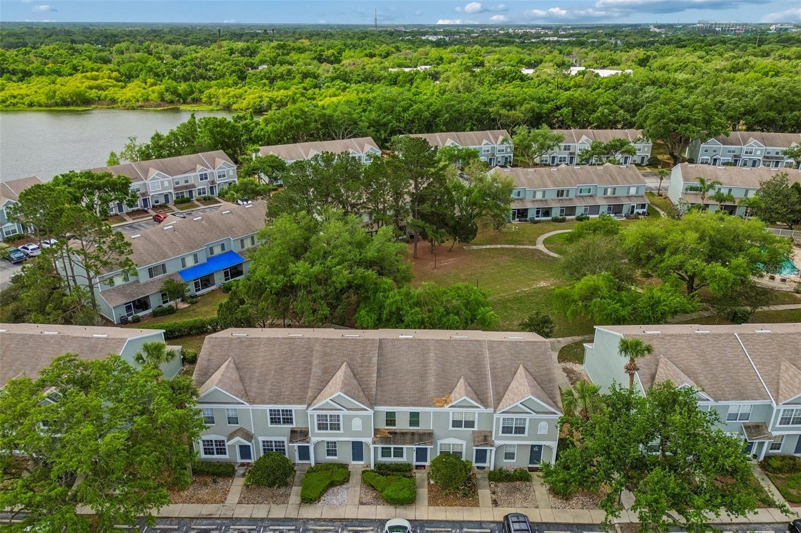 2237 LAKE WOODBERRY CIR, BRANDON, FL, 33510