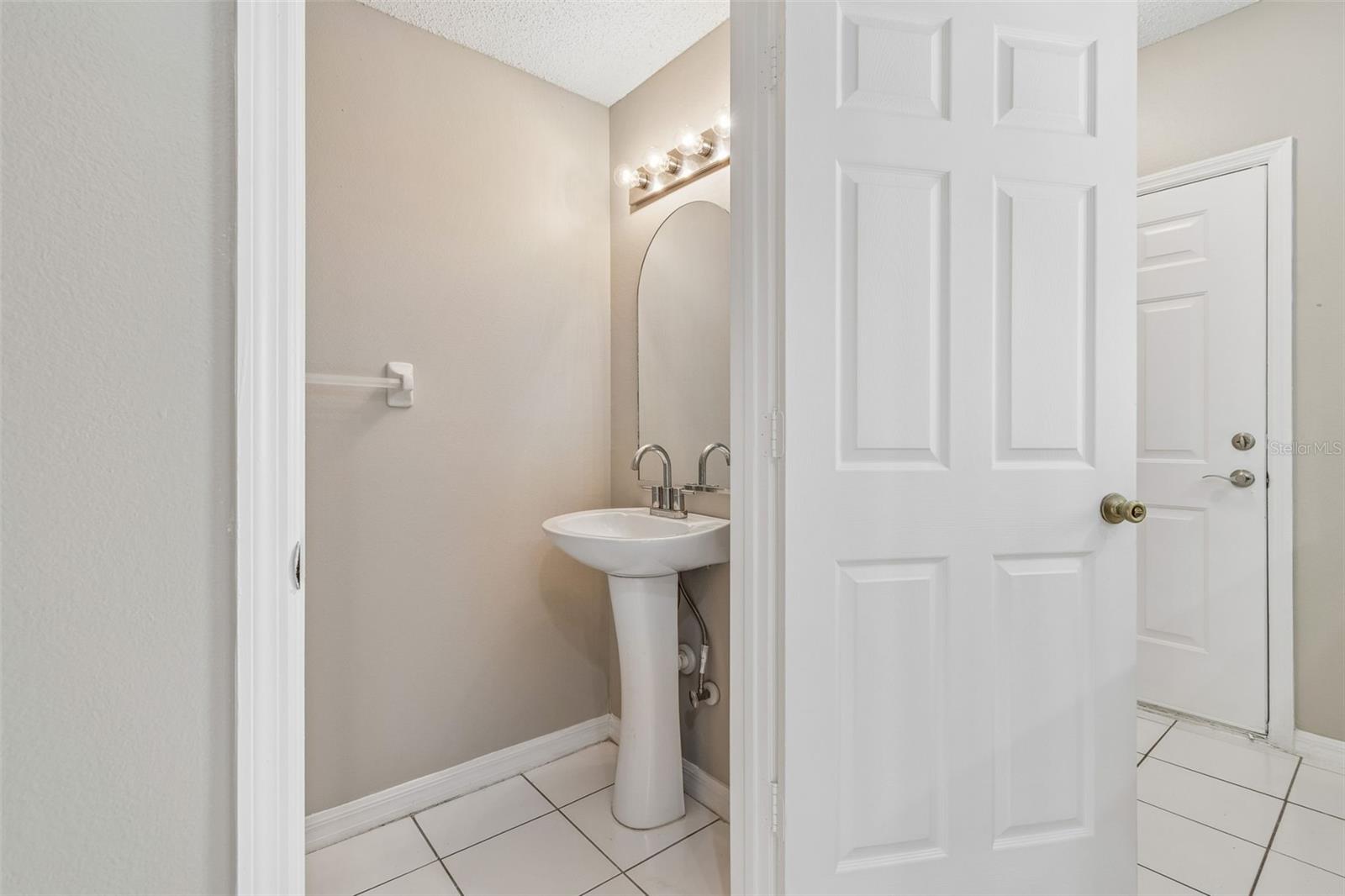 2237 LAKE WOODBERRY CIR, BRANDON, FL, 33510