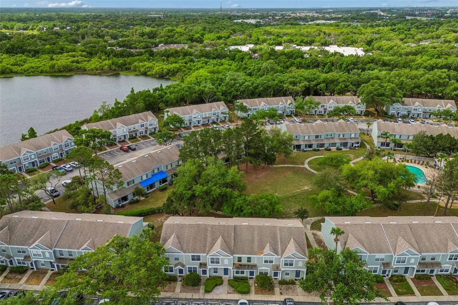 2237 LAKE WOODBERRY CIR, BRANDON, FL, 33510