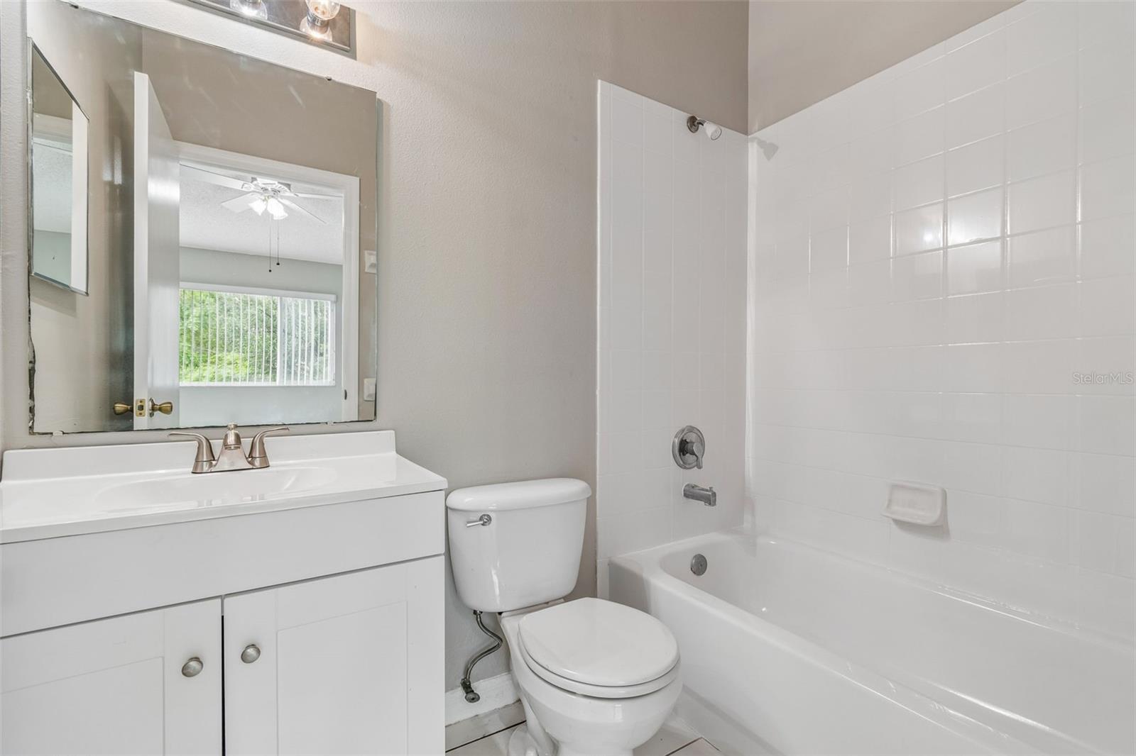 2237 LAKE WOODBERRY CIR, BRANDON, FL, 33510