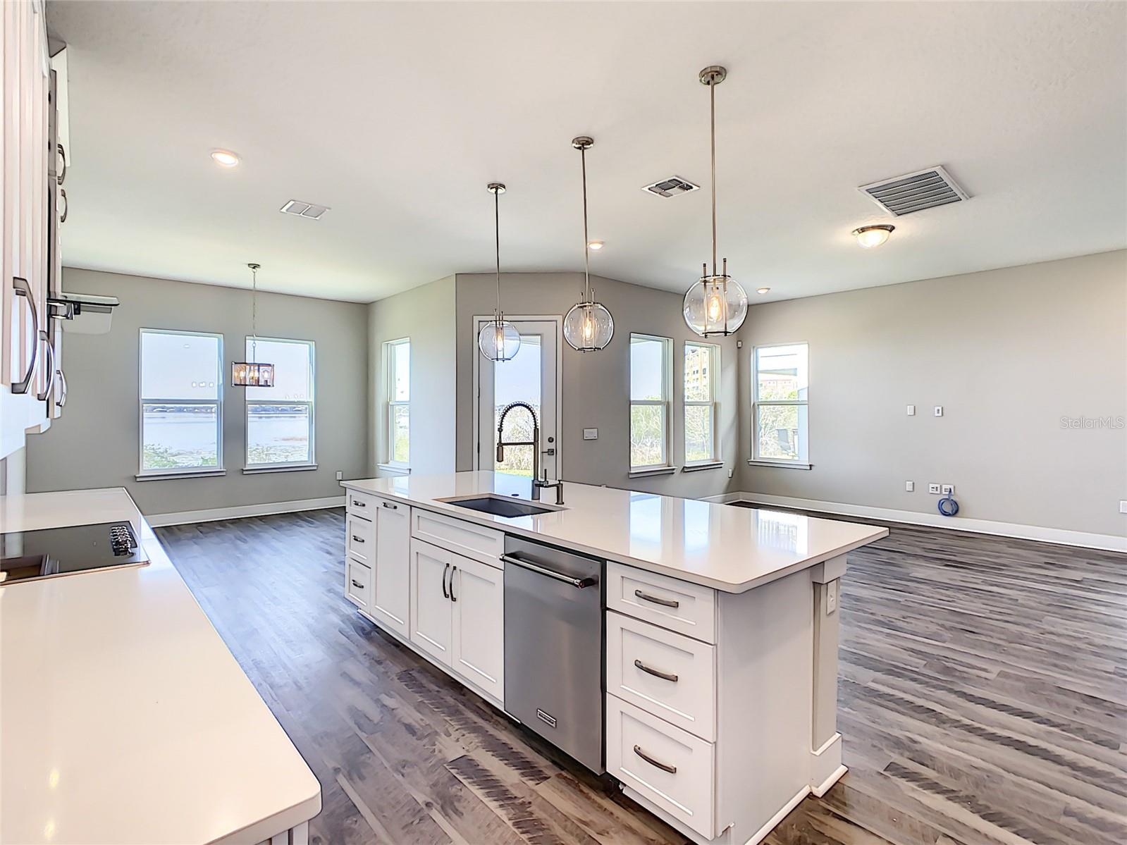 7542 ALPINE BUTTERFLY LN, ORLANDO, FL, 32819