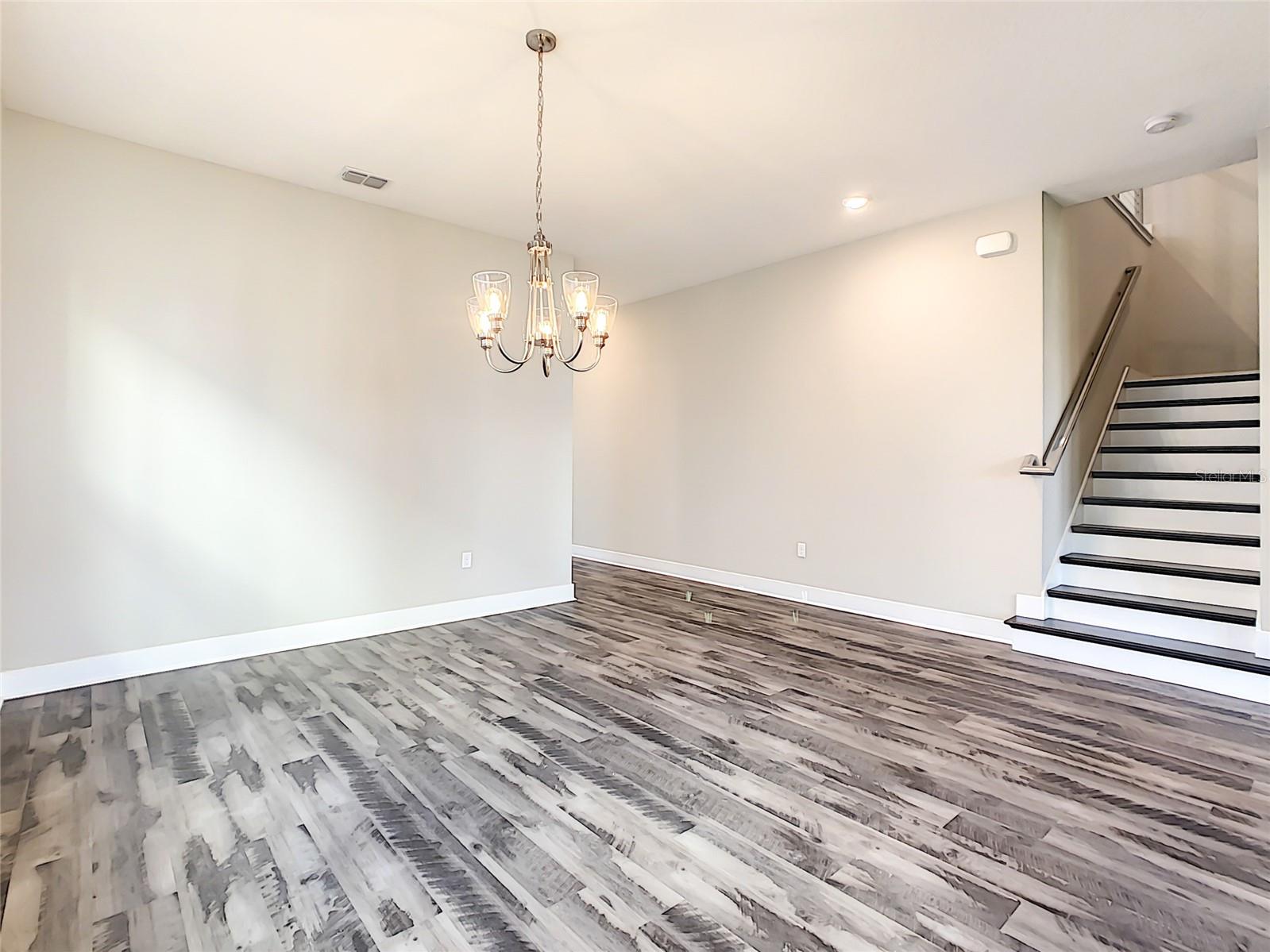 7542 ALPINE BUTTERFLY LN, ORLANDO, FL, 32819