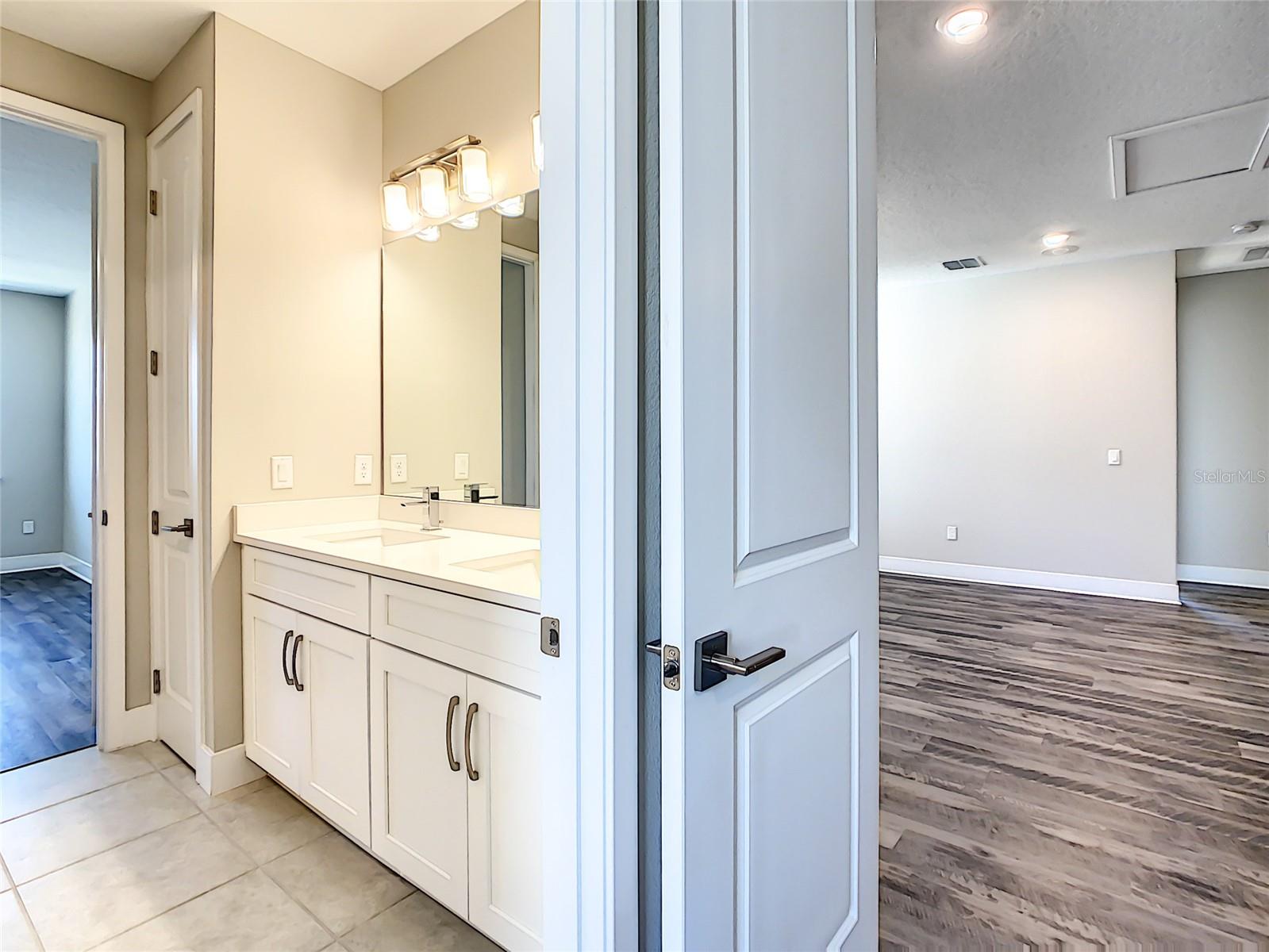 7542 ALPINE BUTTERFLY LN, ORLANDO, FL, 32819