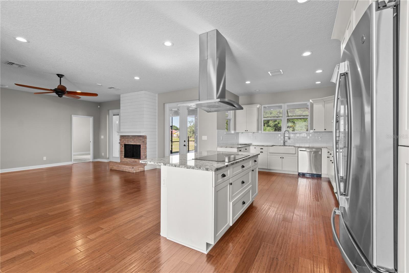 14805 US-301 N, PARRISH, FL, 34219