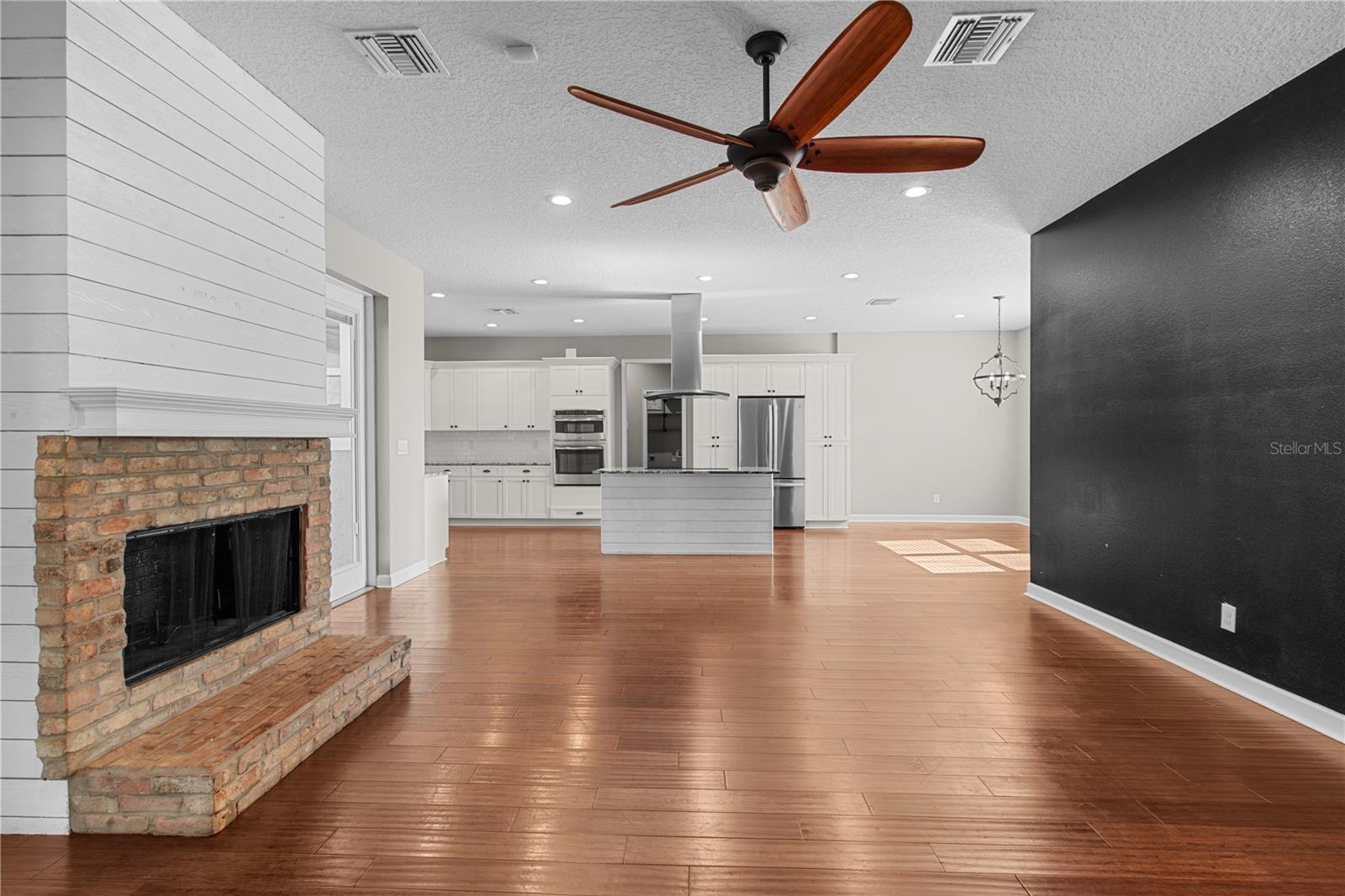 14805 US-301 N, PARRISH, FL, 34219