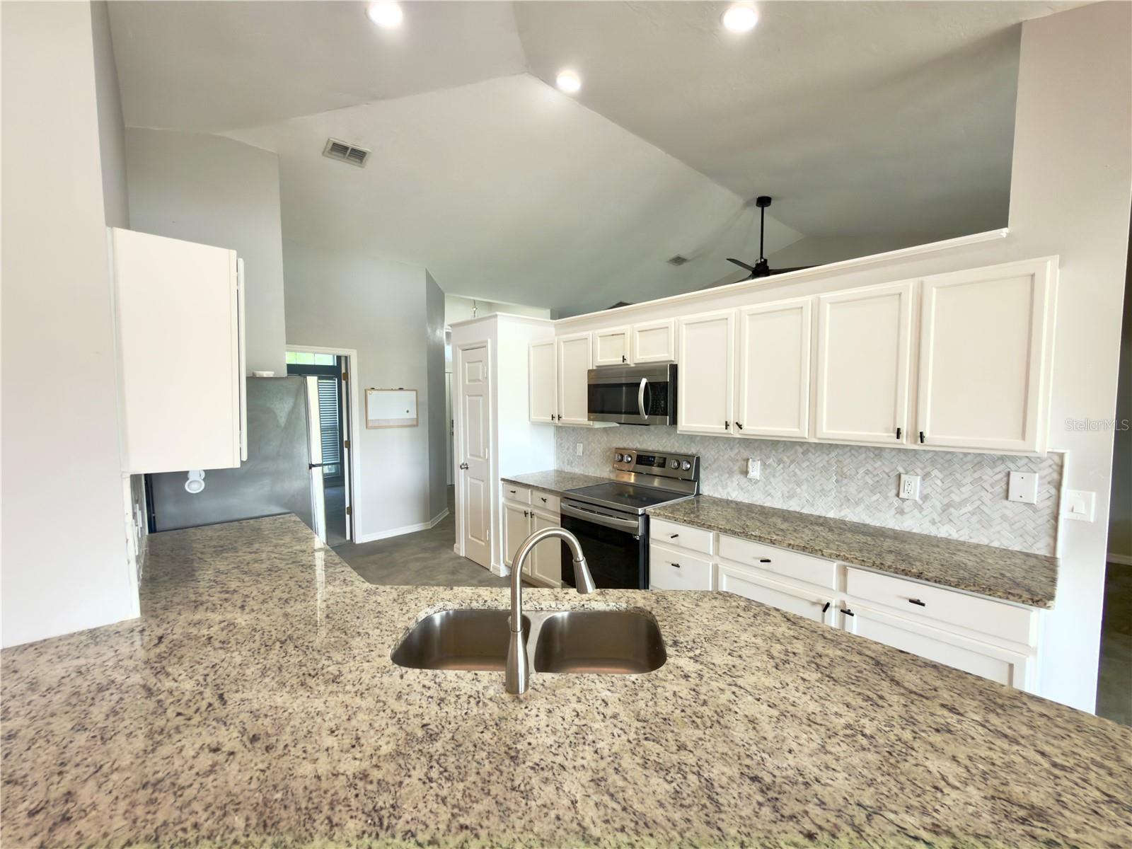 12819 WATERHAVEN CIR, ORLANDO, FL, 32828