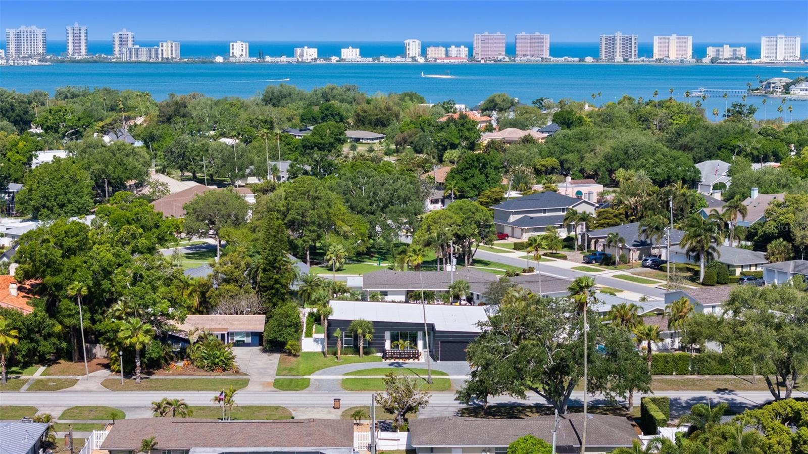 1304 INDIAN ROCKS RD, BELLEAIR, FL, 33756