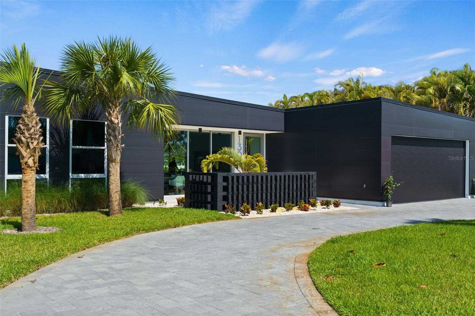 1304 INDIAN ROCKS RD, BELLEAIR, FL, 33756