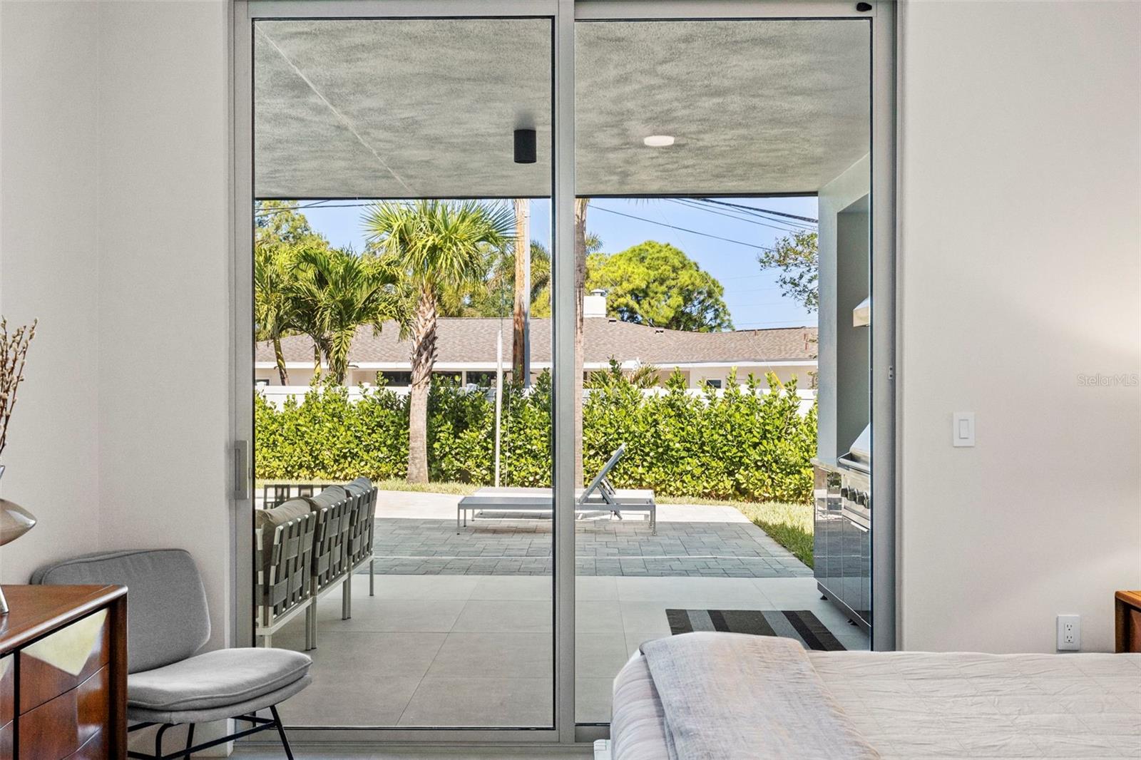 1304 INDIAN ROCKS RD, BELLEAIR, FL, 33756