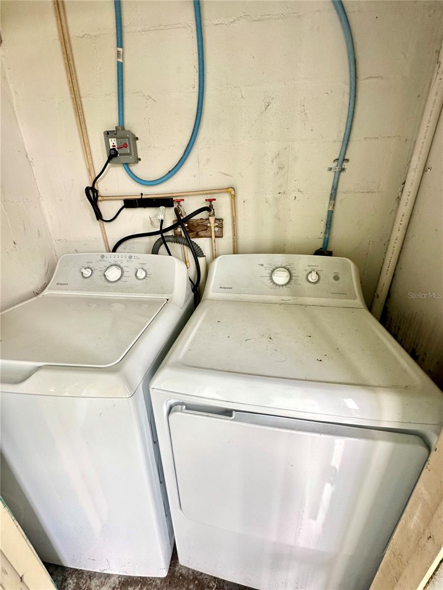 2830 SOMERSET PARK DR #201, TAMPA, FL, 33613