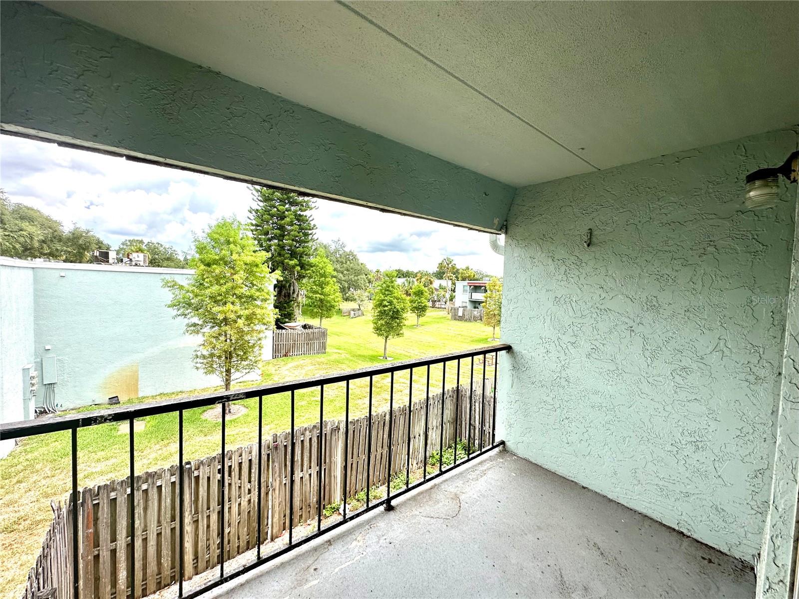 2830 SOMERSET PARK DR #201, TAMPA, FL, 33613