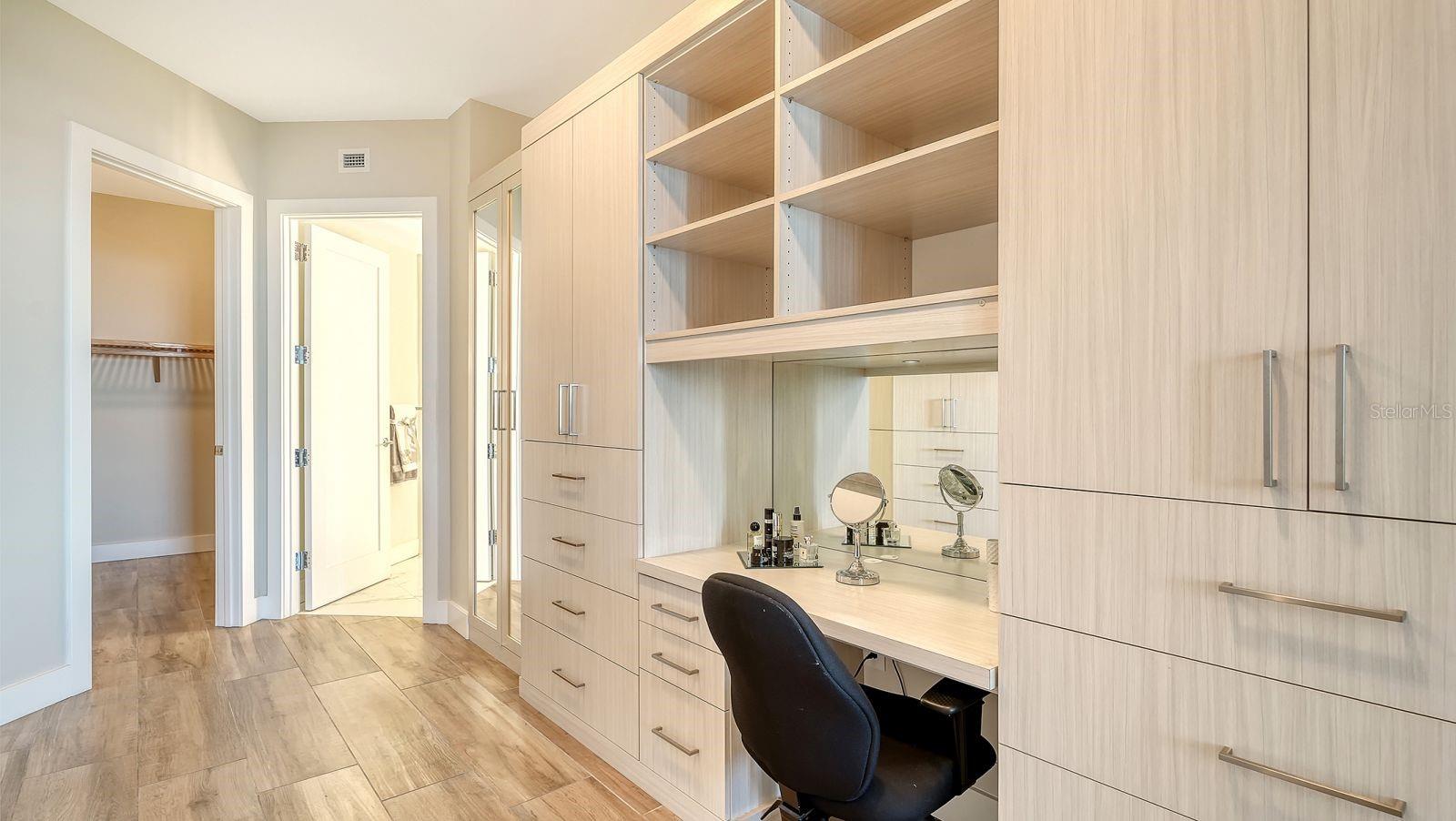 1155 N GULFSTREAM AVE #401, SARASOTA, FL, 34236