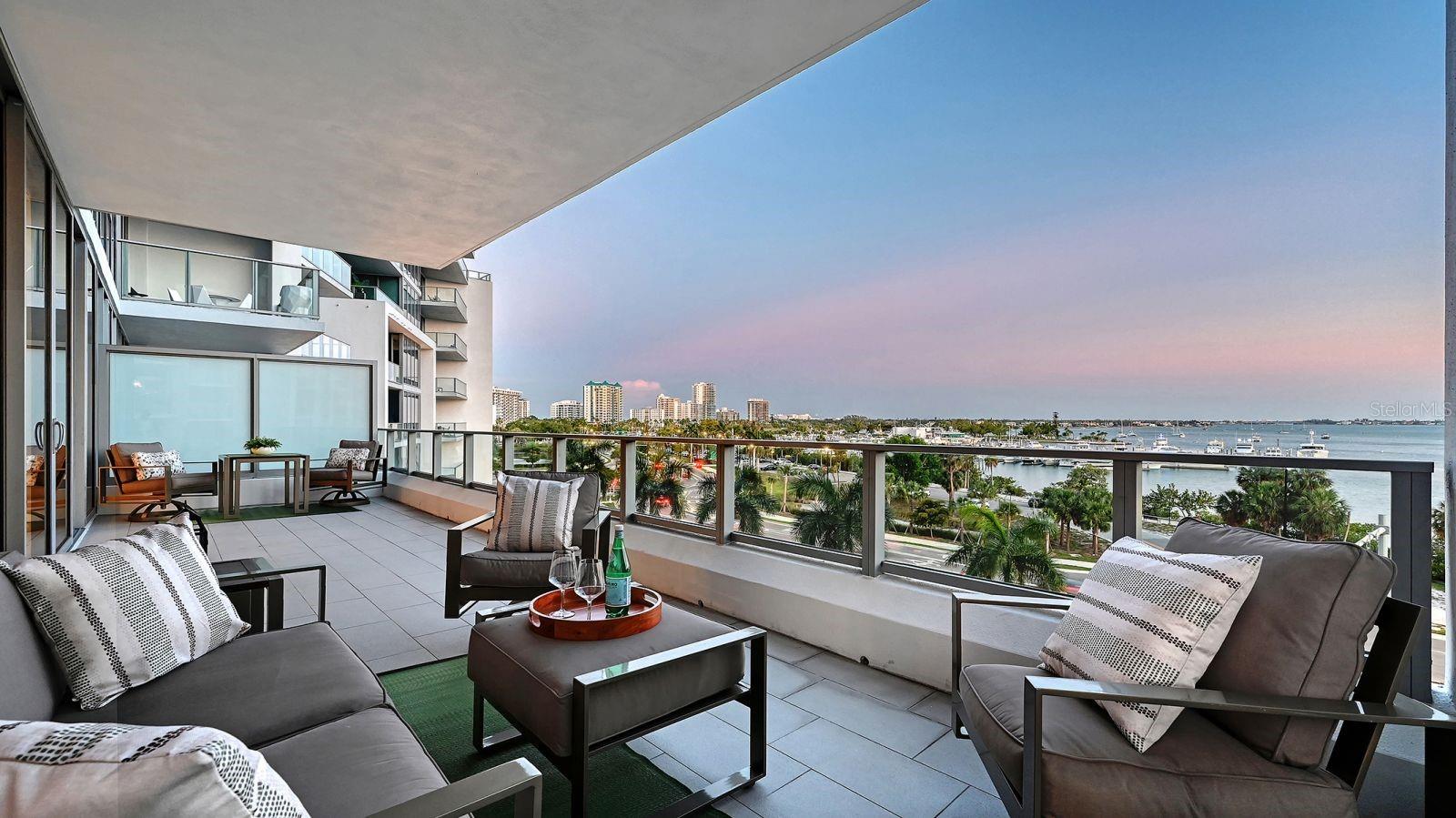 1155 N GULFSTREAM AVE #401, SARASOTA, FL, 34236