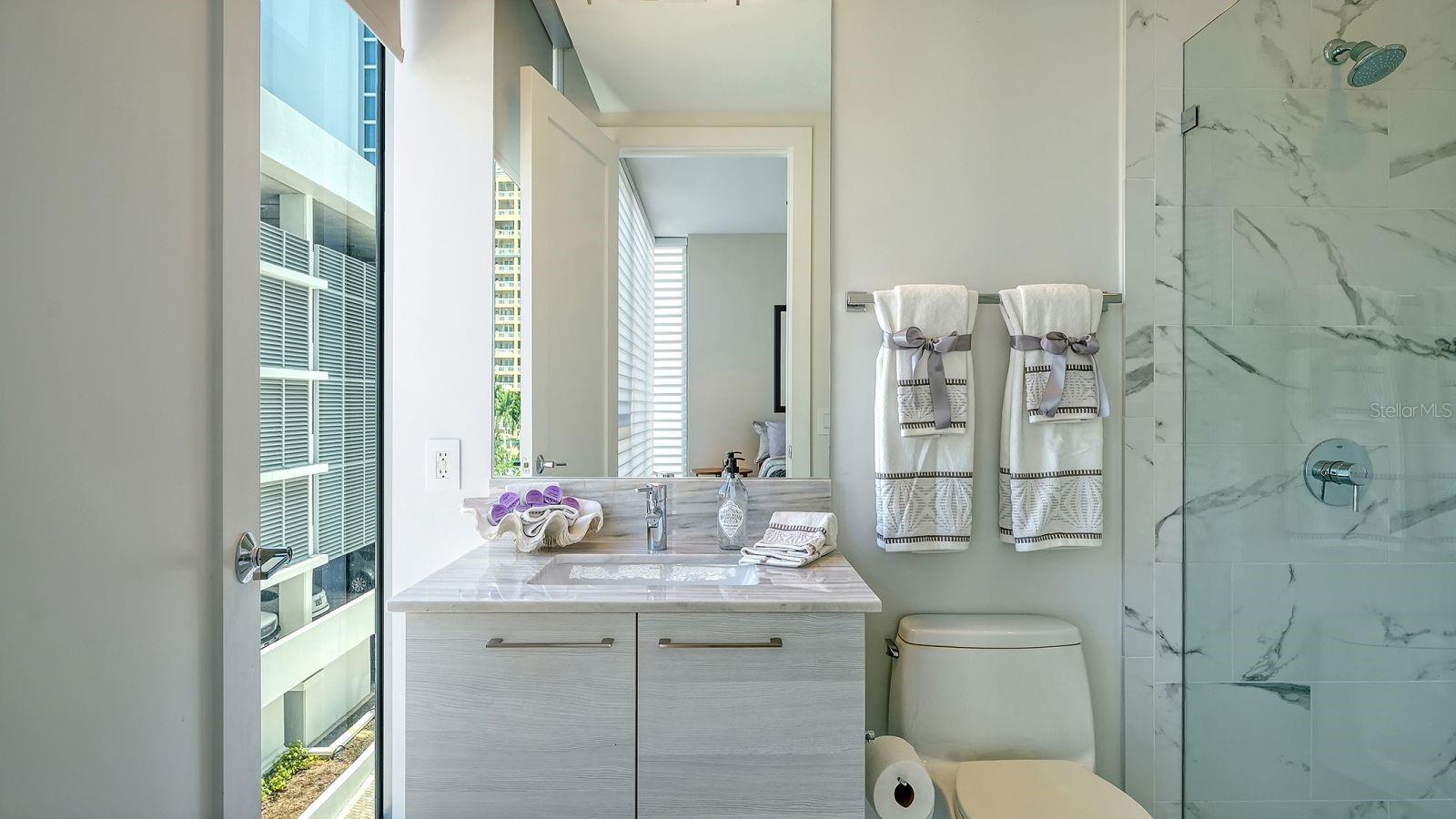 1155 N GULFSTREAM AVE #401, SARASOTA, FL, 34236