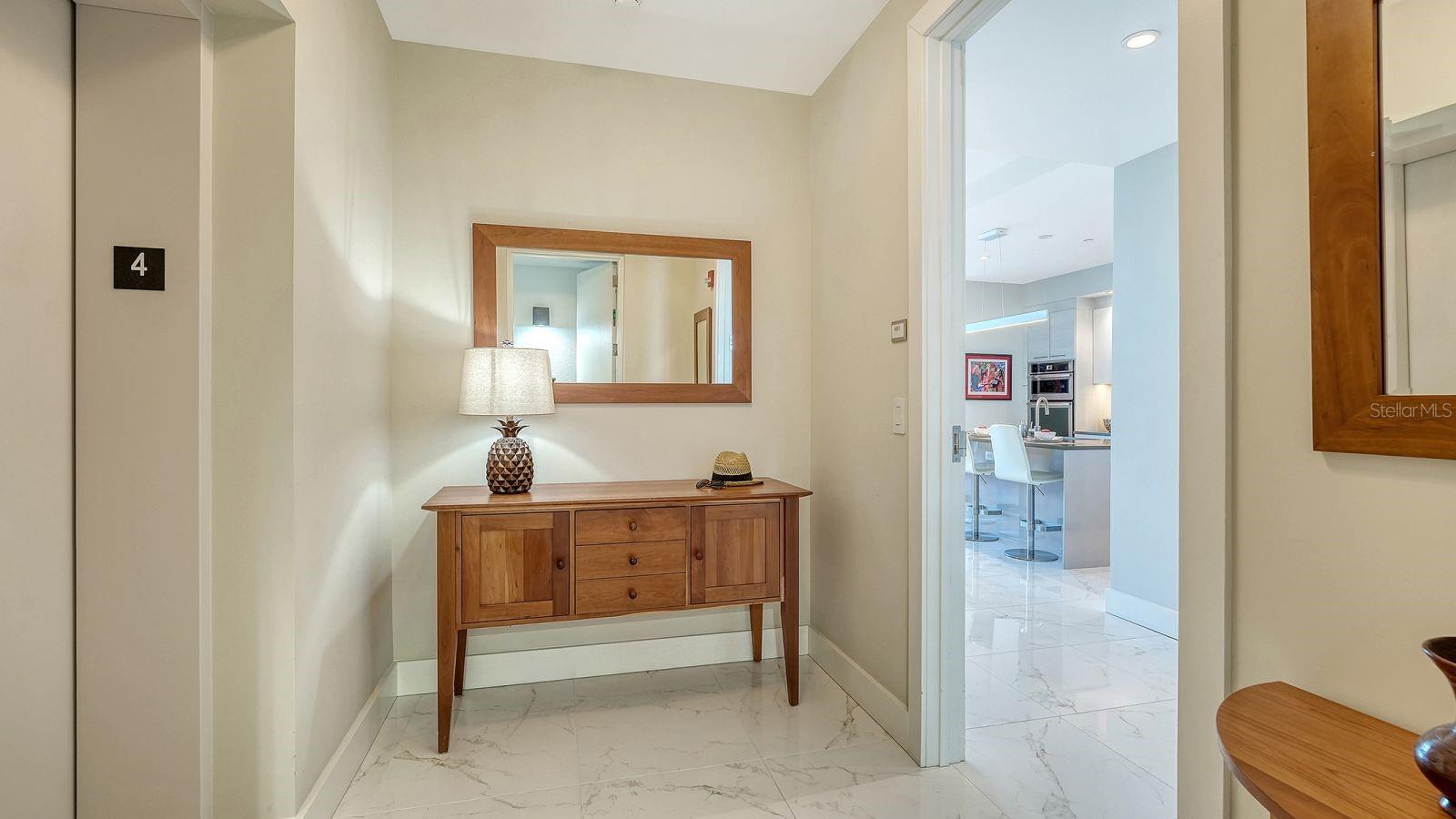 1155 N GULFSTREAM AVE #401, SARASOTA, FL, 34236