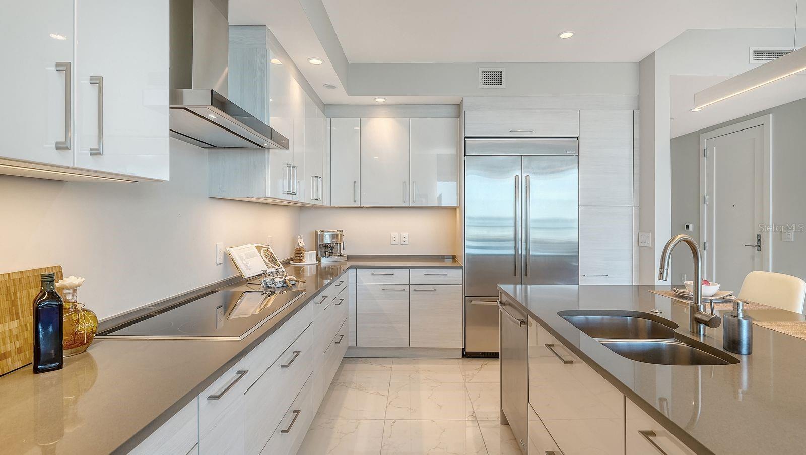 1155 N GULFSTREAM AVE #401, SARASOTA, FL, 34236