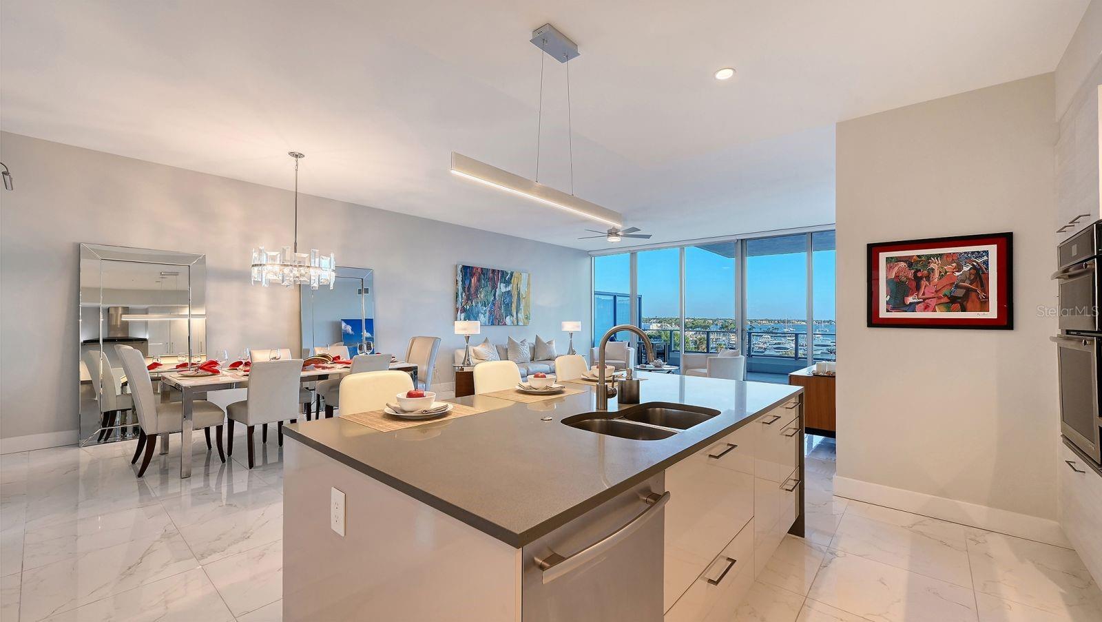 1155 N GULFSTREAM AVE #401, SARASOTA, FL, 34236