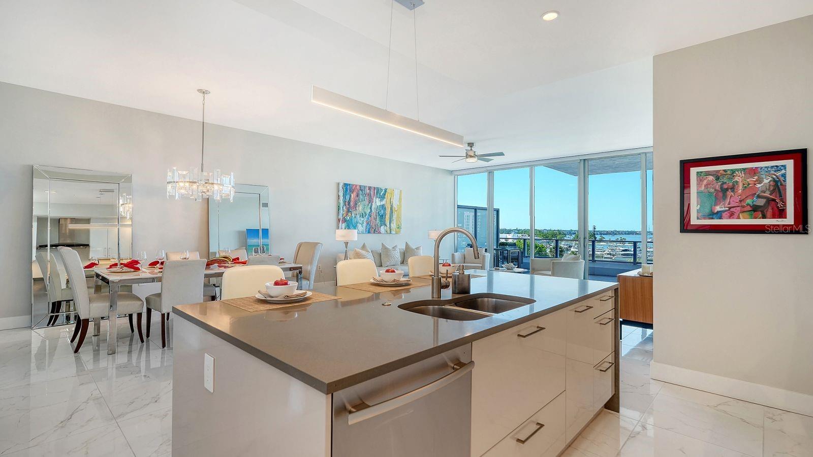 1155 N GULFSTREAM AVE #401, SARASOTA, FL, 34236