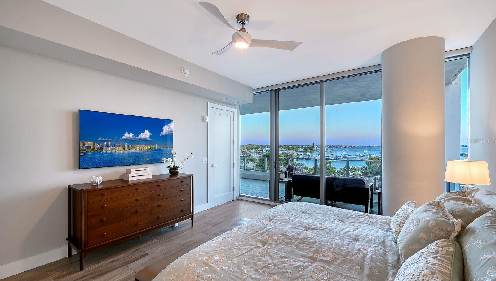 1155 N GULFSTREAM AVE #401, SARASOTA, FL, 34236