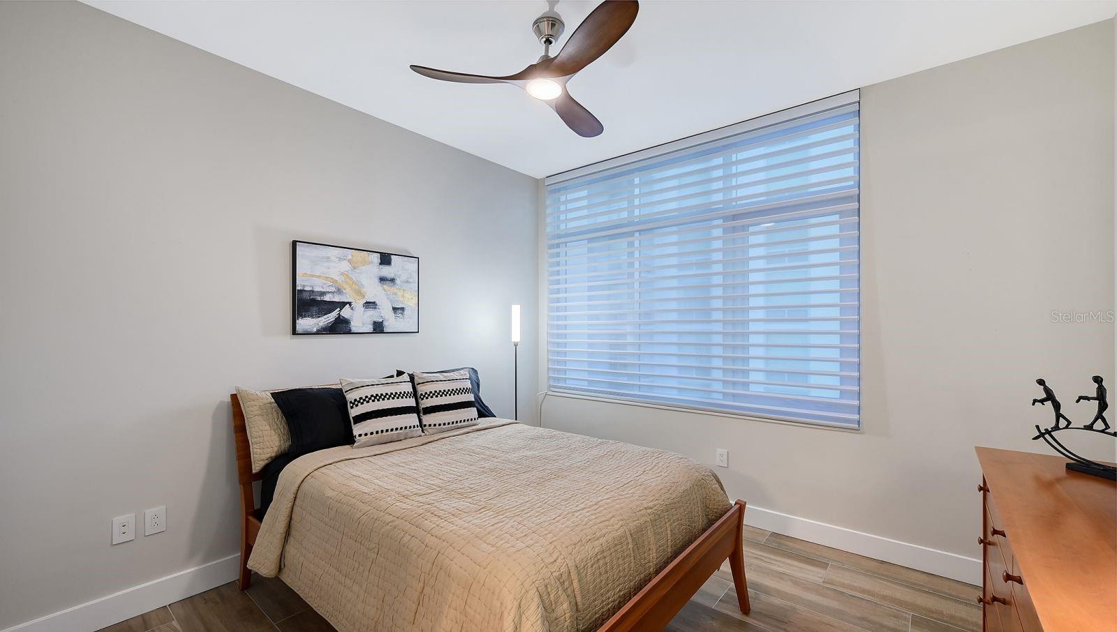 1155 N GULFSTREAM AVE #401, SARASOTA, FL, 34236