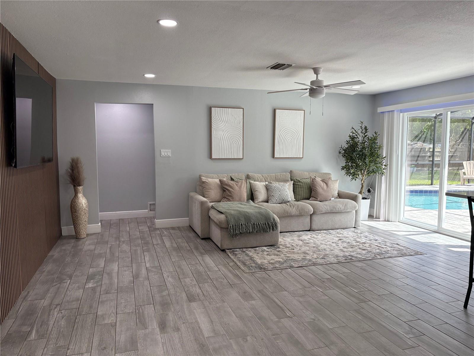 1203 USTLER RD, APOPKA, FL, 32712