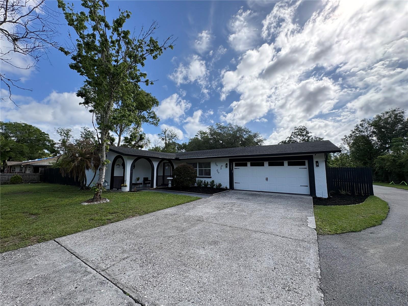 1203 USTLER RD, APOPKA, FL, 32712
