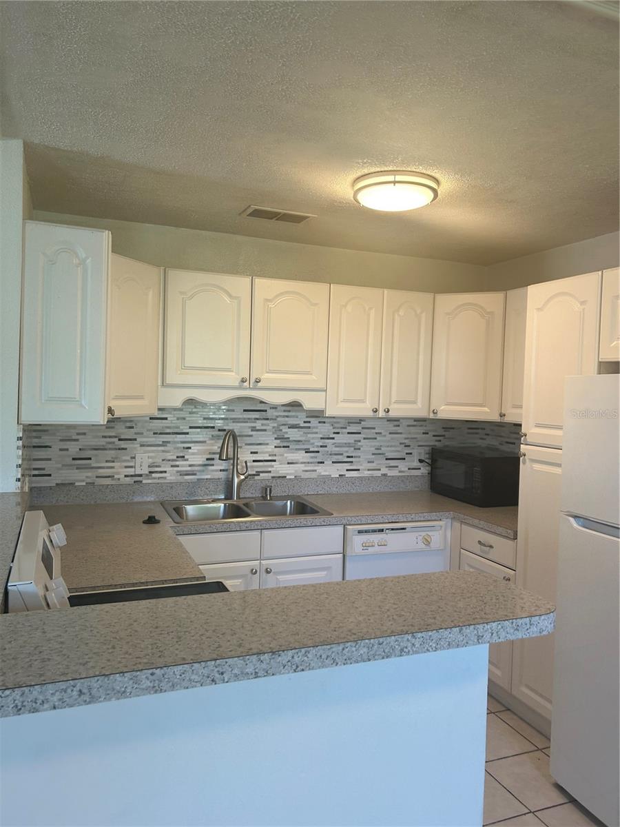 383 S MCMULLEN BOOTH RD #68, CLEARWATER, FL, 33759