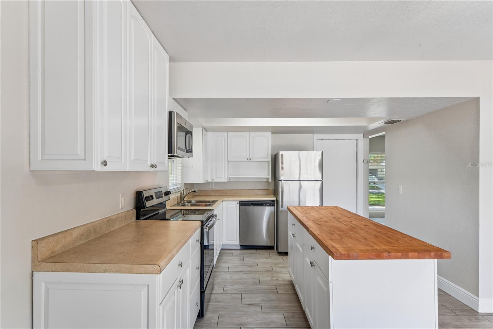 17734 RIVENDEL RD, LUTZ, FL, 33549