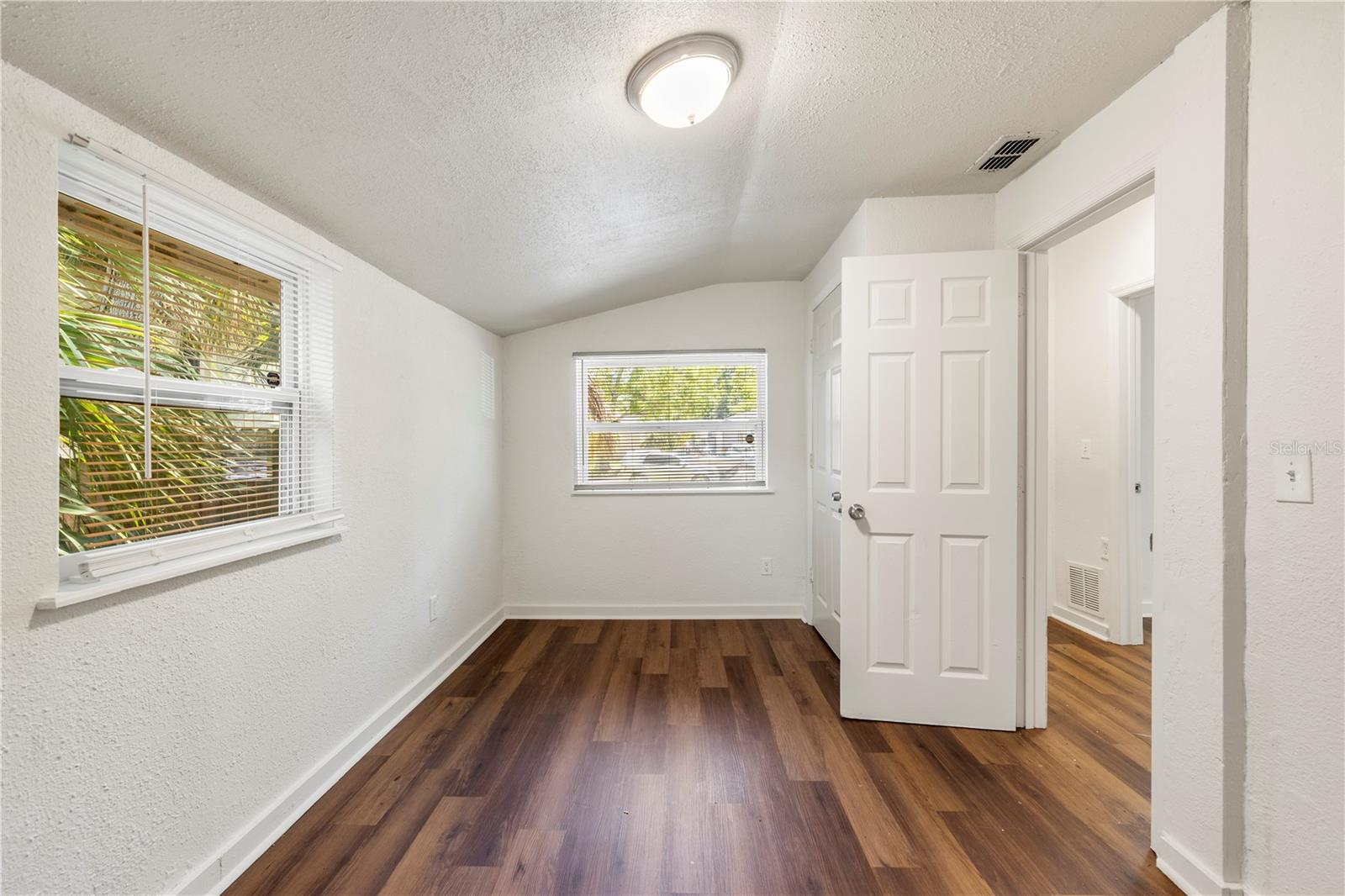 665 26TH AVE S, ST PETERSBURG, FL, 33705