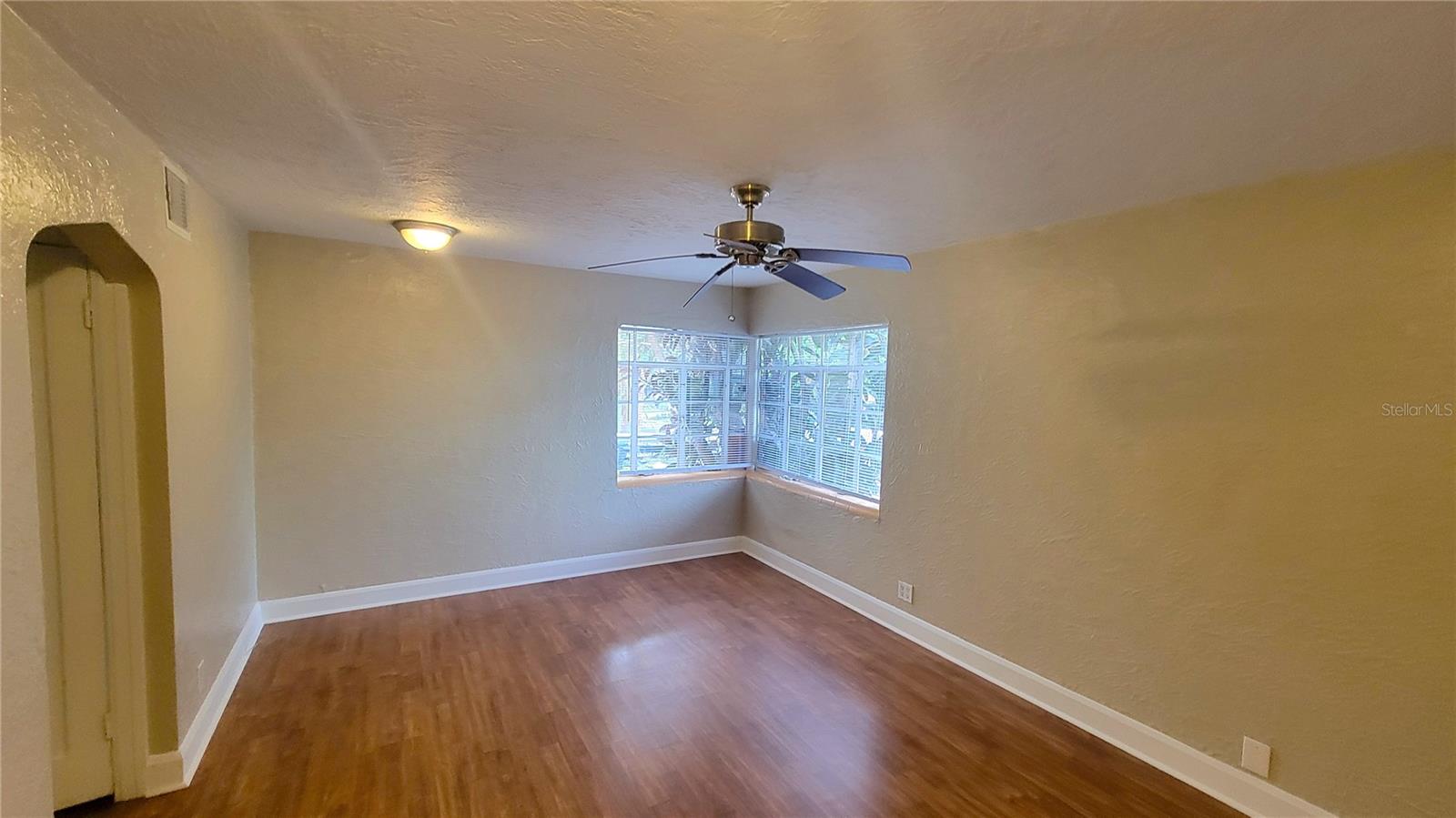 520 N 11TH AVE N #2, ST PETERSBURG, FL, 33701