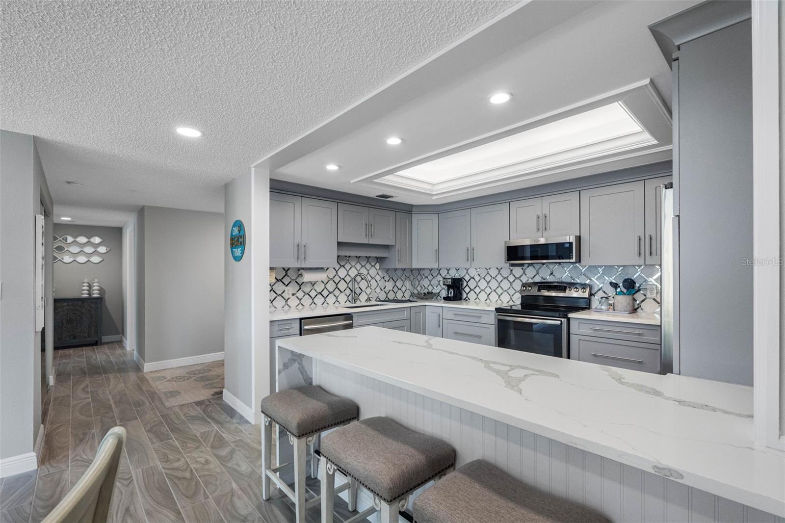 1501 GULF BLVD #102, CLEARWATER BEACH, FL, 33767