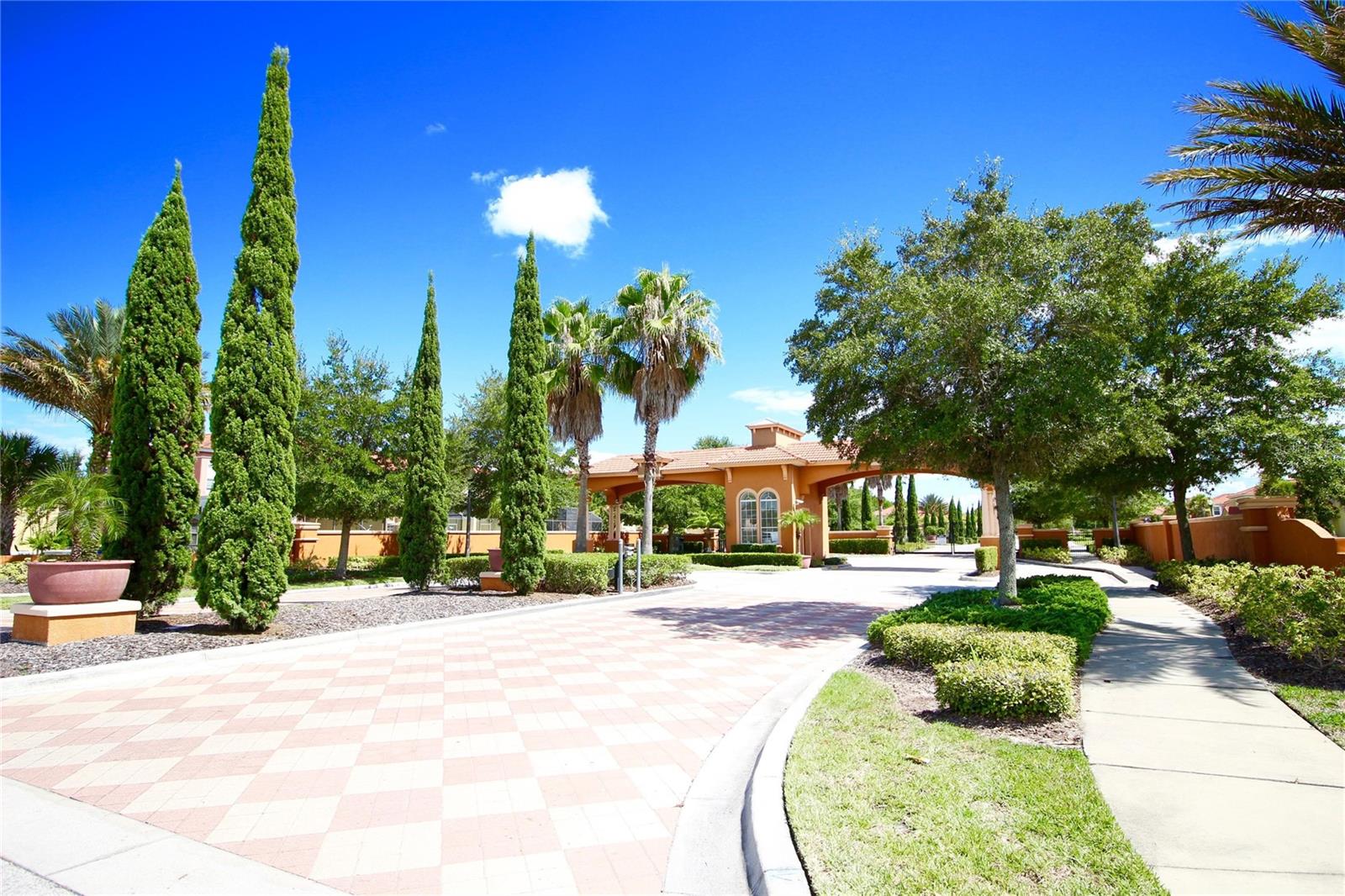 620 LAS FUENTES DR, KISSIMMEE, FL, 34746