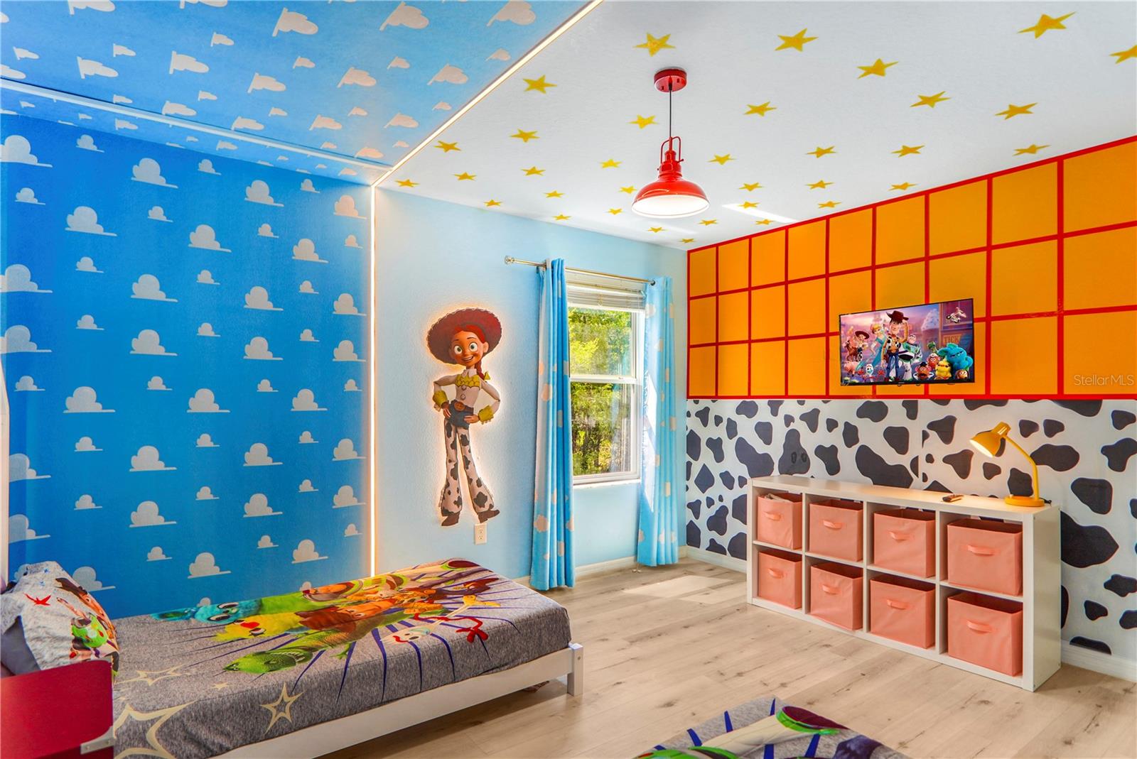 620 LAS FUENTES DR, KISSIMMEE, FL, 34746