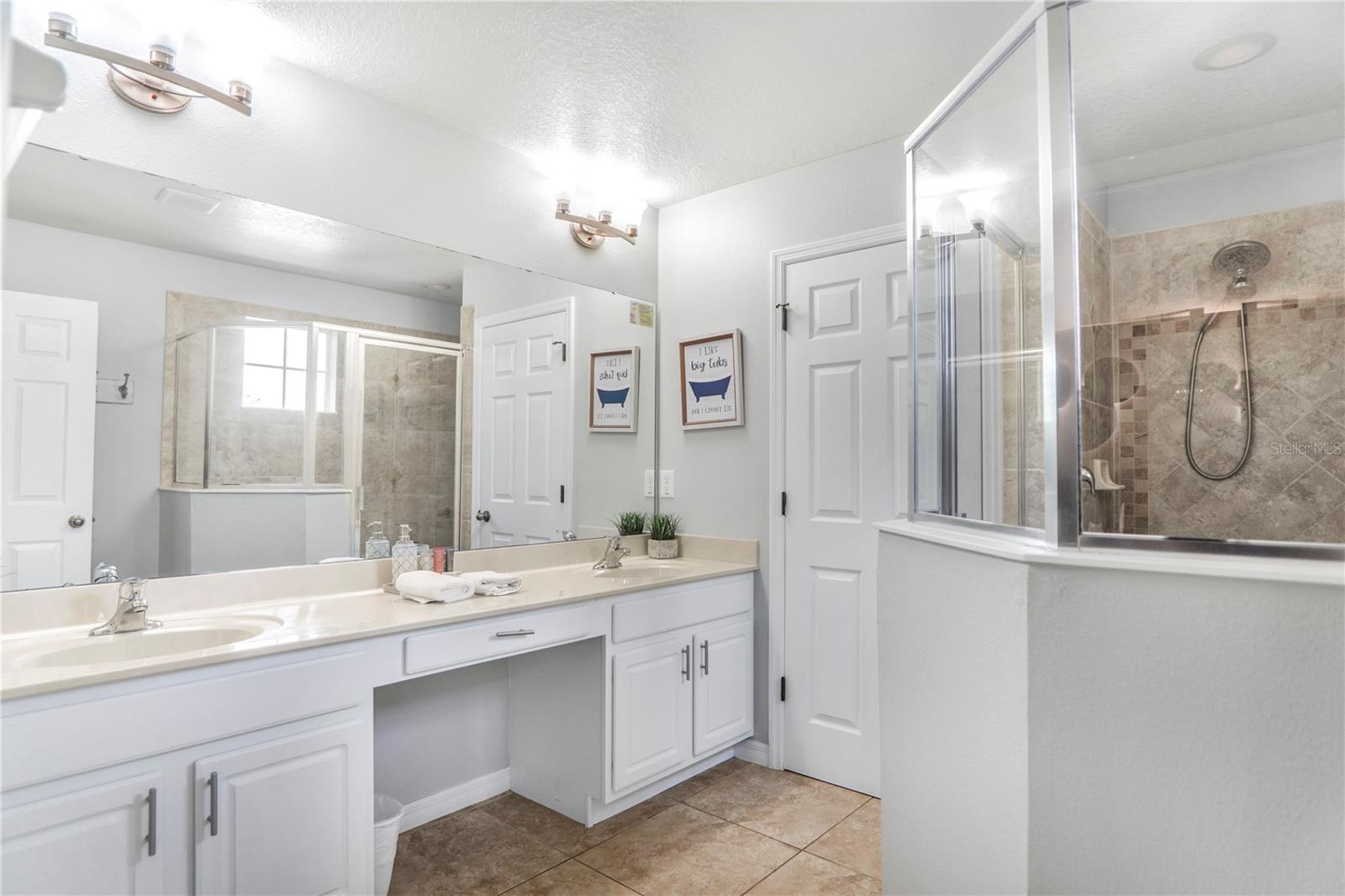 620 LAS FUENTES DR, KISSIMMEE, FL, 34746