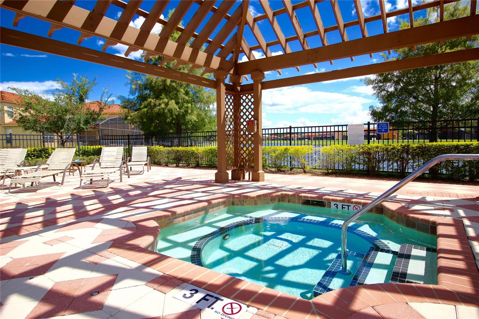 620 LAS FUENTES DR, KISSIMMEE, FL, 34746