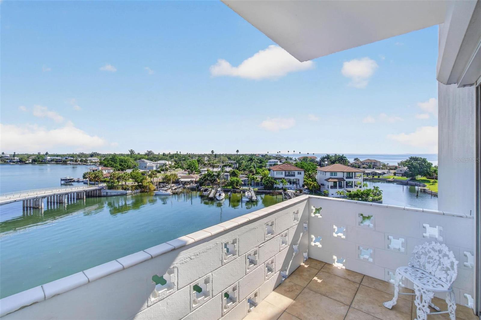 1365 SNELL ISLE BLVD NE #6A, ST PETERSBURG, FL, 33704