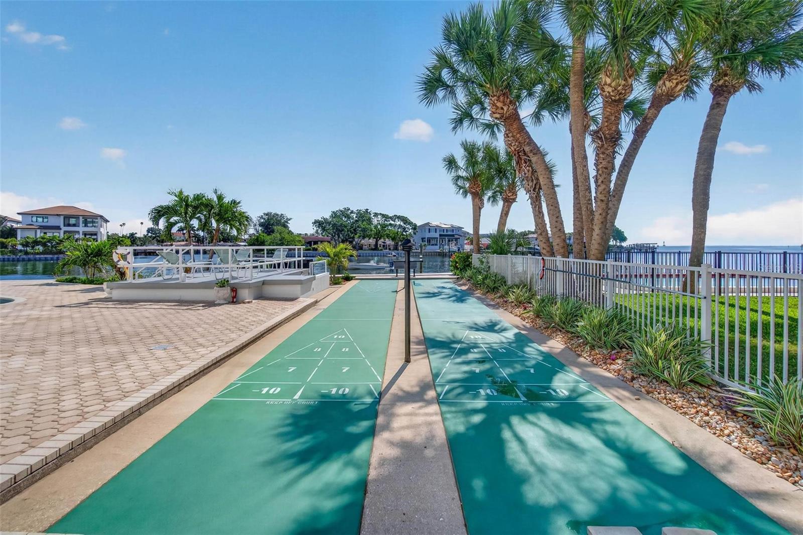 1365 SNELL ISLE BLVD NE #6A, ST PETERSBURG, FL, 33704