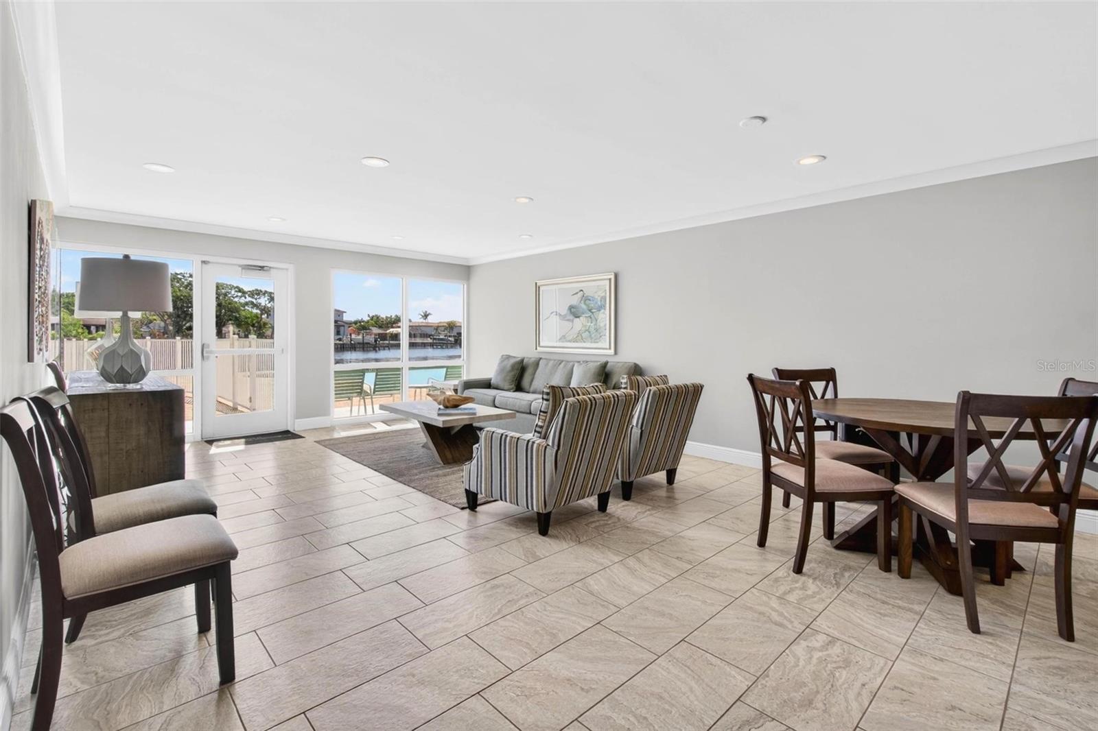 1365 SNELL ISLE BLVD NE #6A, ST PETERSBURG, FL, 33704