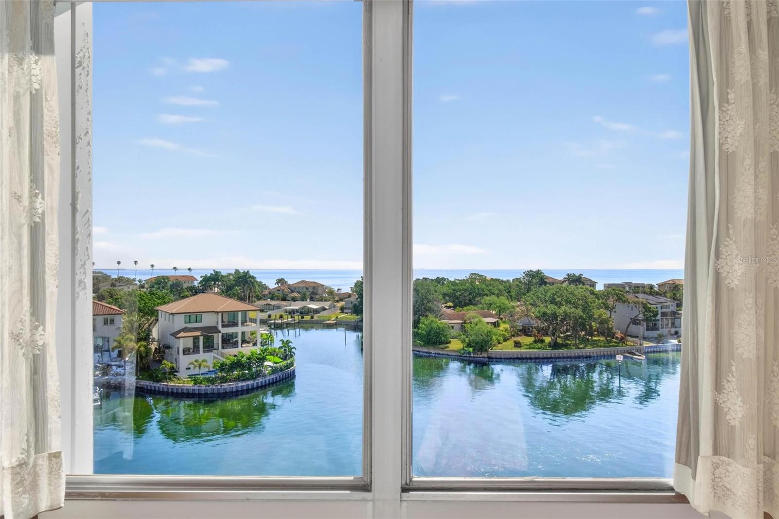 1365 SNELL ISLE BLVD NE #6A, ST PETERSBURG, FL, 33704