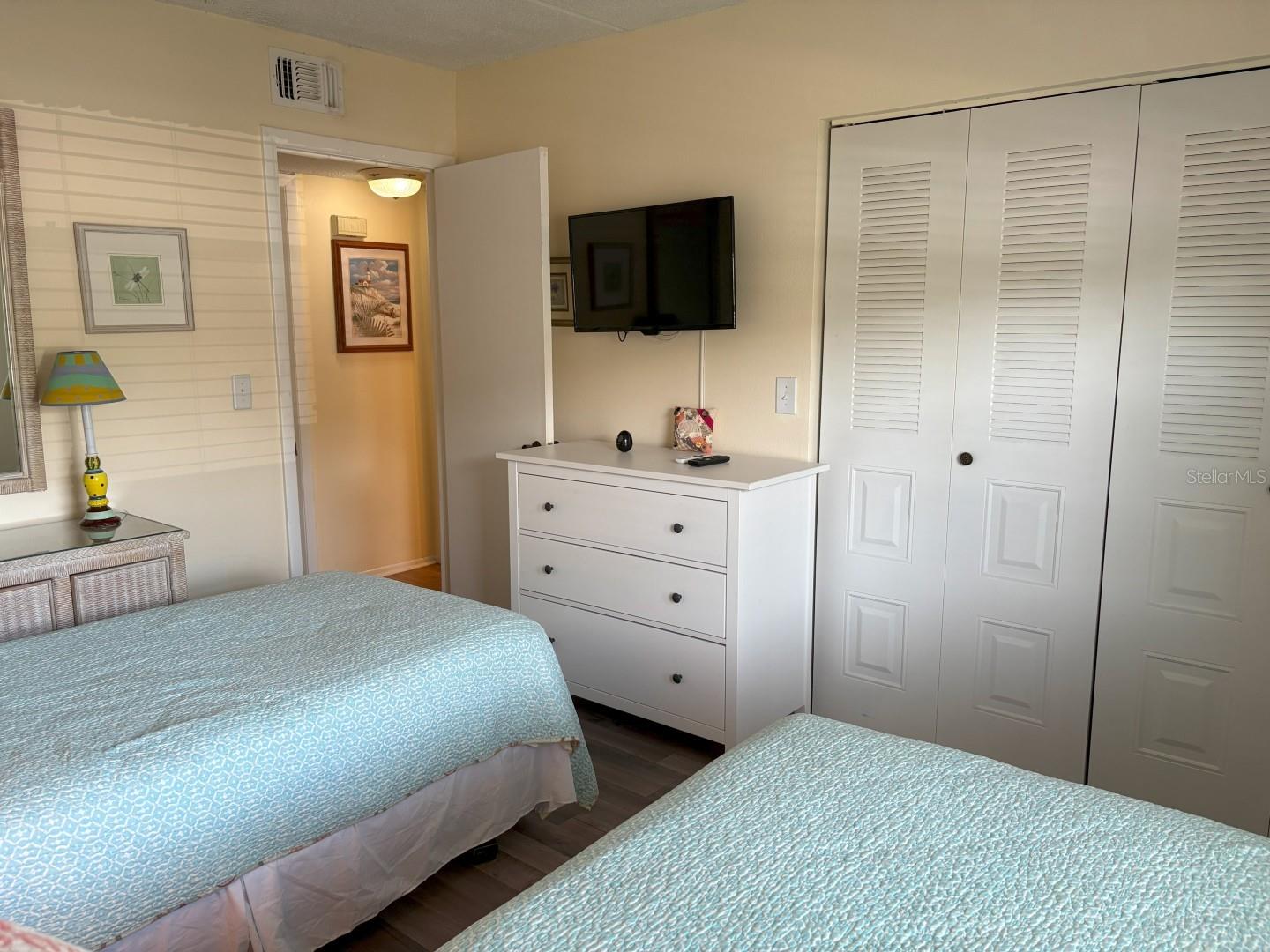 303 MEADOW LN, OLDSMAR, FL, 34677