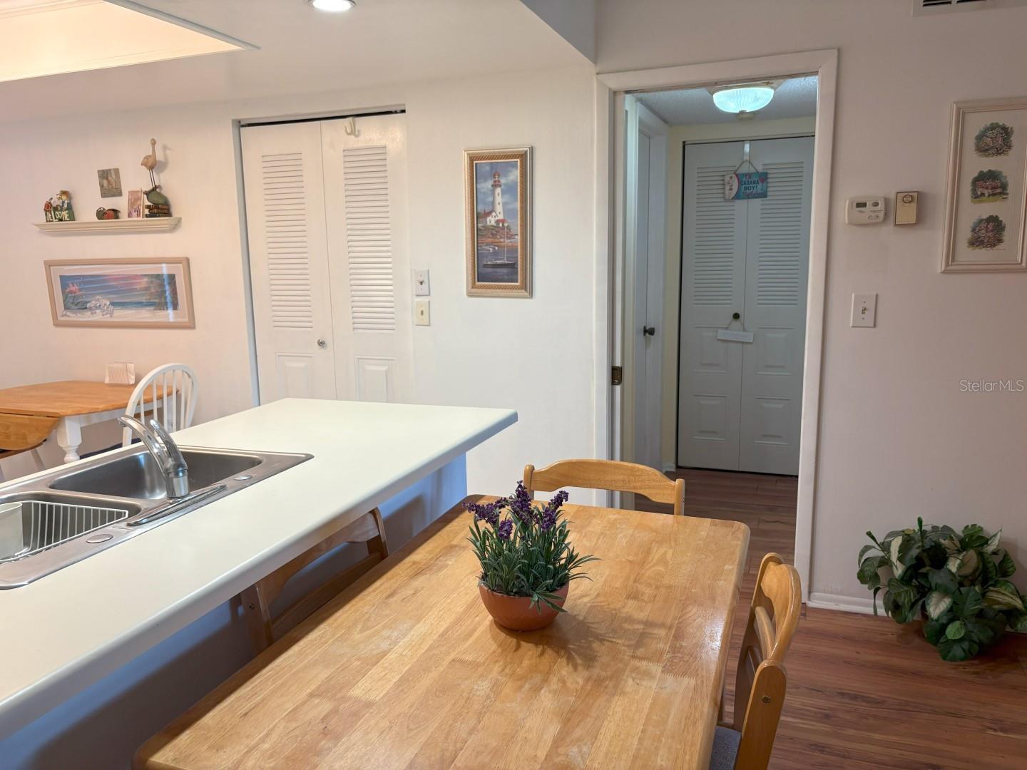 303 MEADOW LN, OLDSMAR, FL, 34677