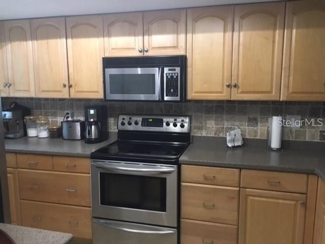 2523 CROWDER LN, TAMPA, FL, 33629