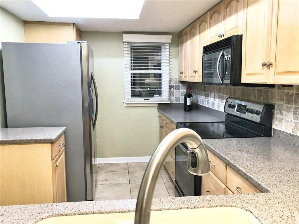 2523 CROWDER LN, TAMPA, FL, 33629