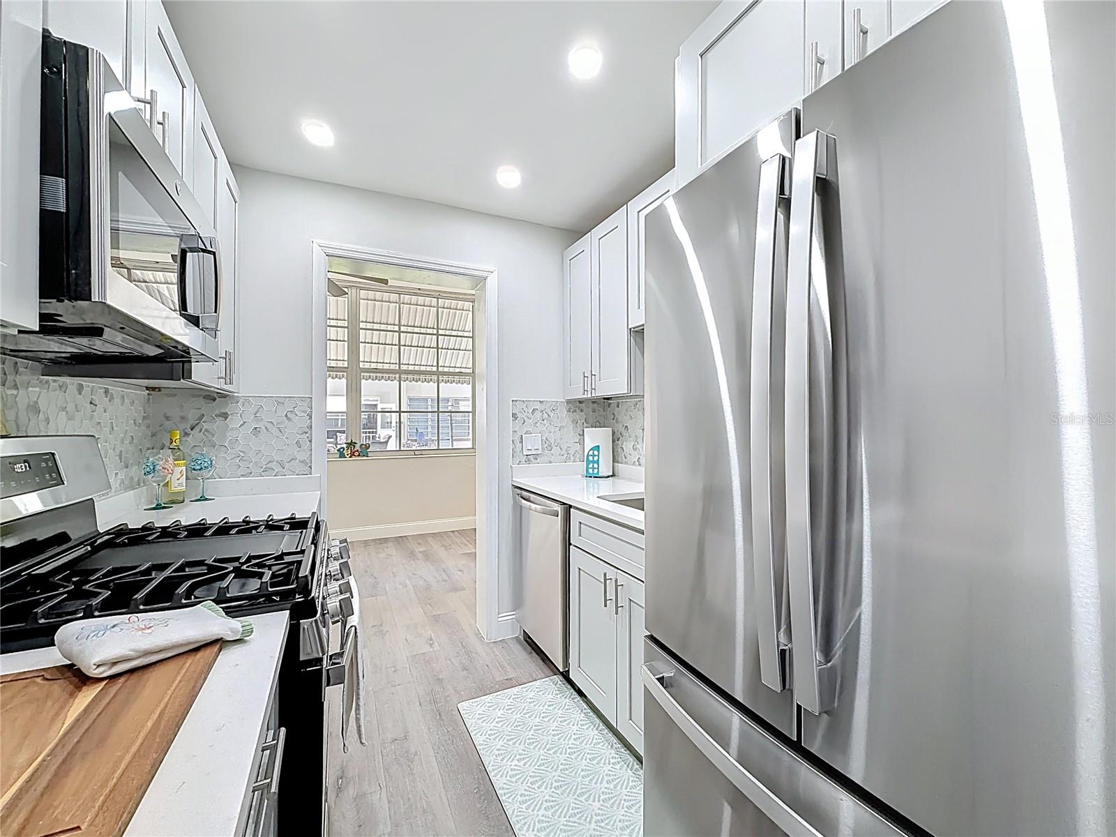 5840 30TH AVE S #106, GULFPORT, FL, 33707