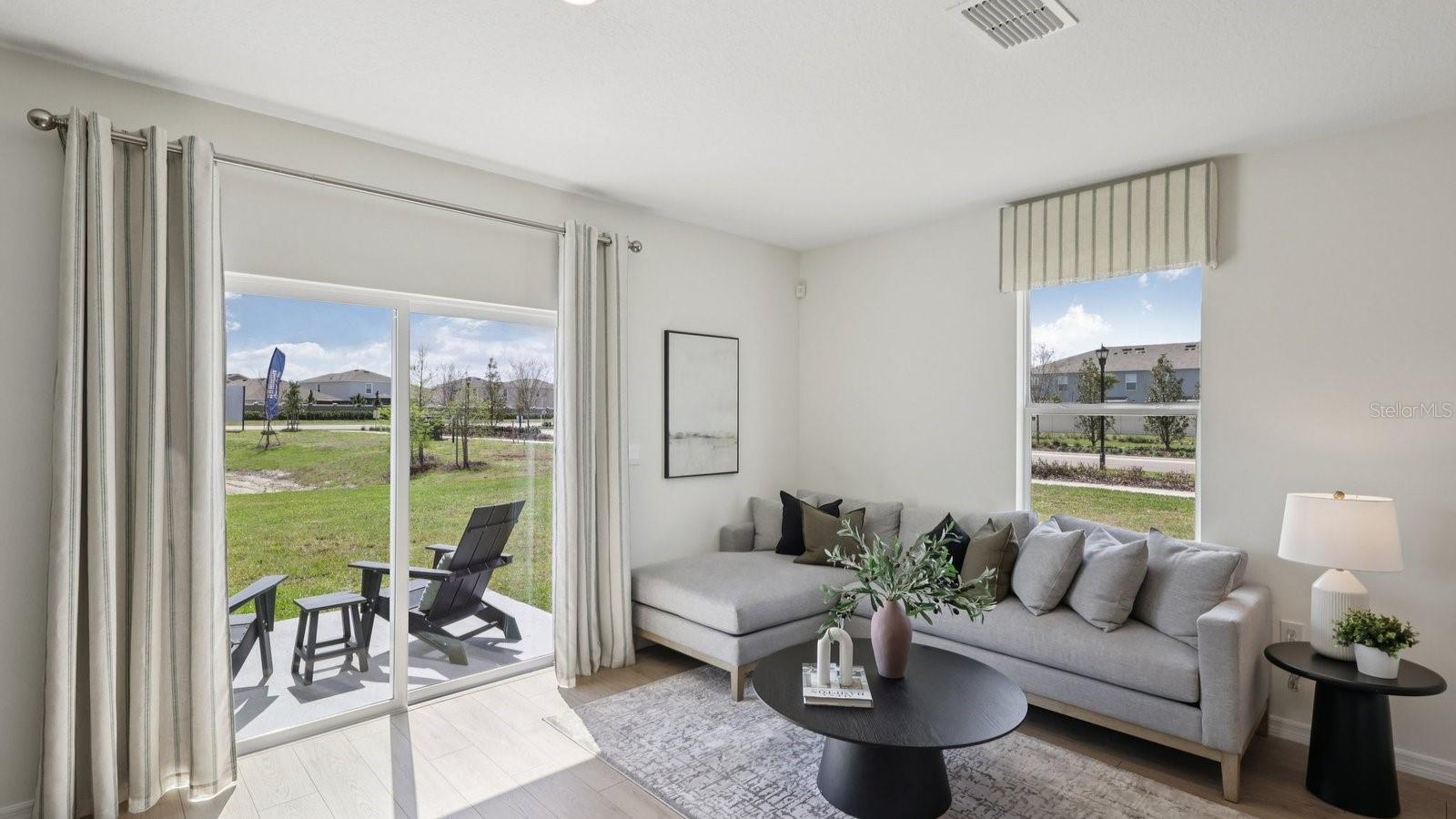 31215 MIDNIGHT SUN WAY, WESLEY CHAPEL, FL, 33545