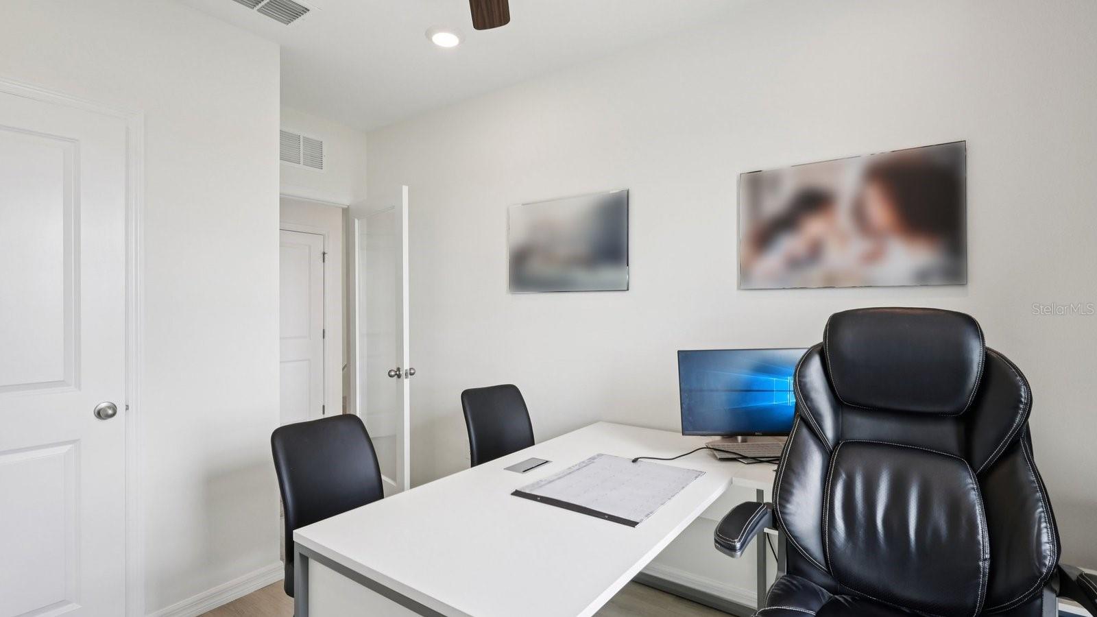 31215 MIDNIGHT SUN WAY, WESLEY CHAPEL, FL, 33545